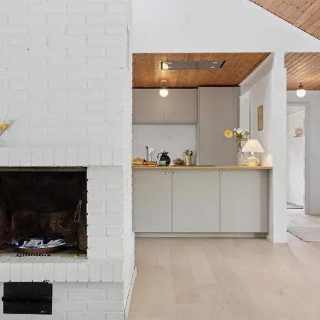 Sulo - 1km From The Sea By Interhome * Dronningmolle